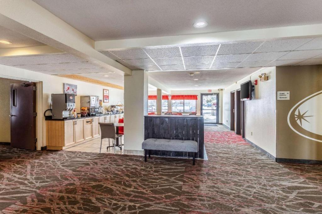 Econo Lodge Ithaca Exterior photo